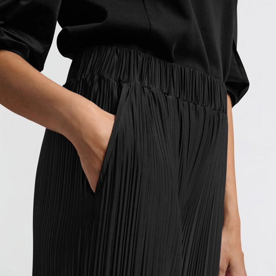 Yaya Black Jersey plisse Wide Leg Trousers with Elastic Waistband