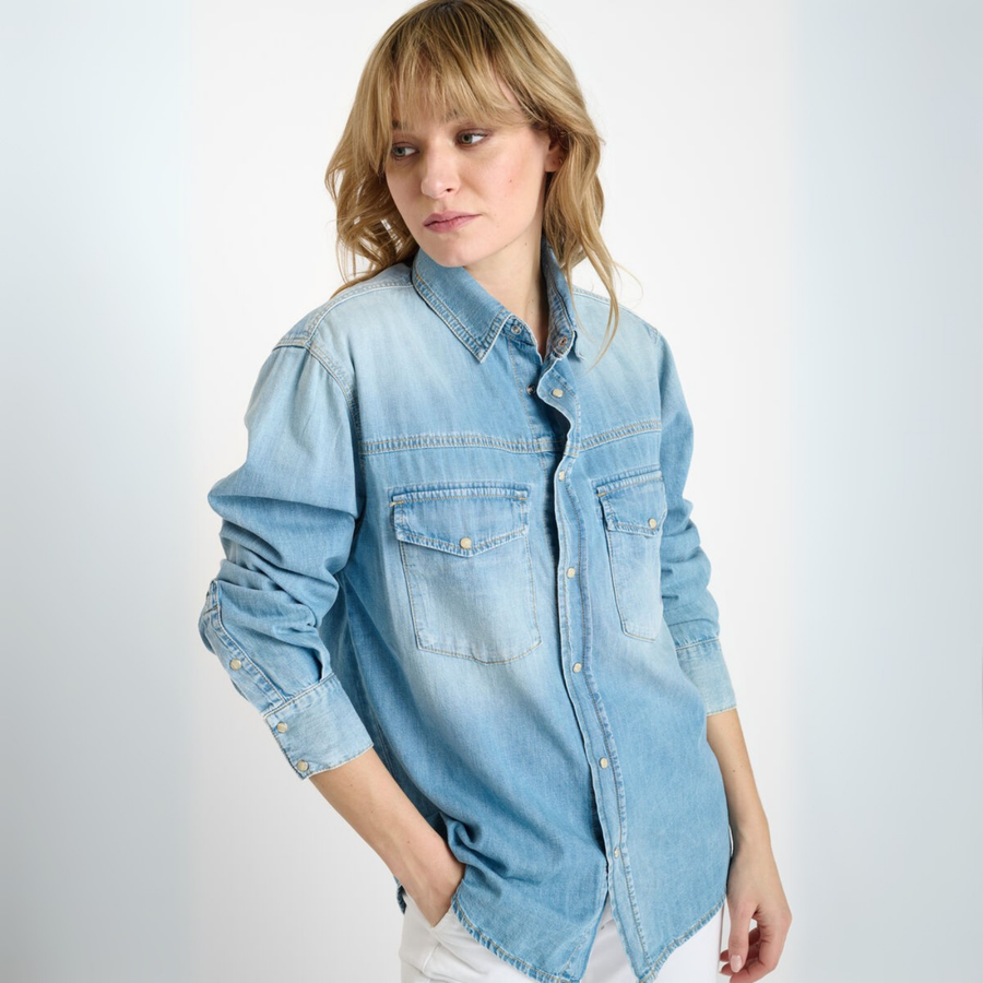 Le Temps Des Cerises Blue Darmon Button Up Shirt with Pockets